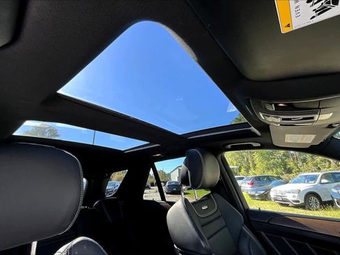 Used 2015 Mercedes-Benz ML 63 AMG 4MATIC image 13