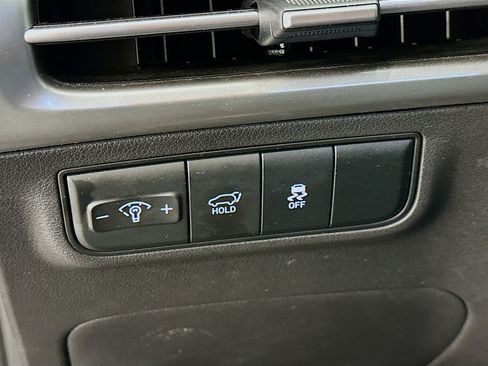 Used 2025 Hyundai Tucson SEL image 17