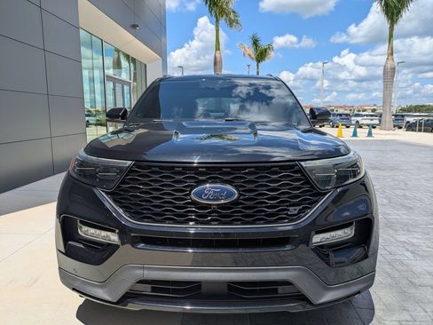 Used 2020 Ford Explorer ST w/ ST High-Performance Pack AWD/4WD image 3
