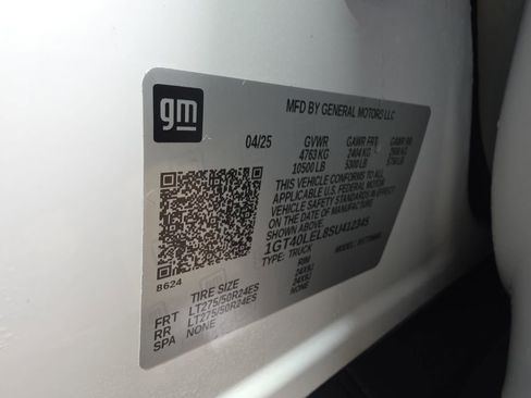 New 2025 GMC Sierra EV Denali image 33