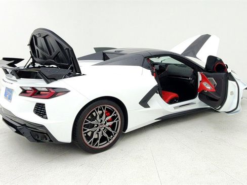 Certified 2024 Chevrolet Corvette Stingray Preferred Conv w/ Z51 Performance Package image 13