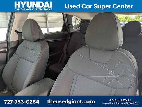 Used 2023 Hyundai Tucson SE AWD/4WD image 7