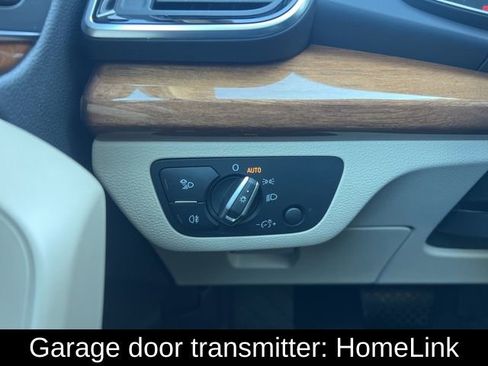 Used 2022 Audi Q5 2.0T Premium w/ Convenience Package image 18