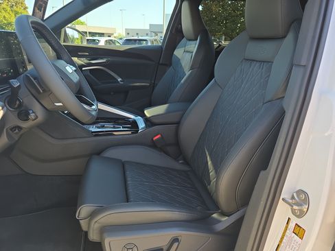New 2026 Audi SQ5 Prestige AWD/4WD image 15