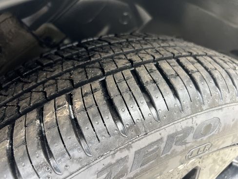 Used 2020 Land Rover Range Rover Evoque SE image 12