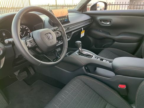 Used 2026 Honda HR-V Sport image 19