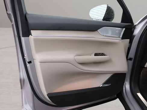 New 2026 Volvo EX90 Ultra AWD/4WD image 11