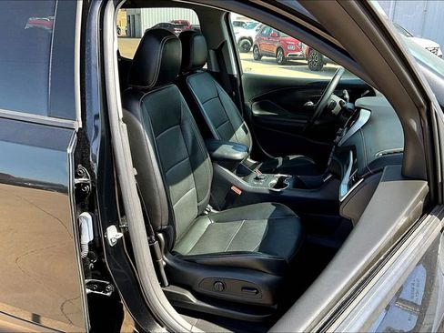 Used 2023 GMC Terrain SLT image 10