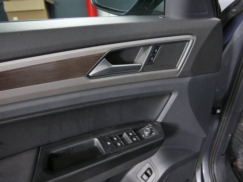 Used 2019 Volkswagen Atlas SEL AWD/4WD image 24