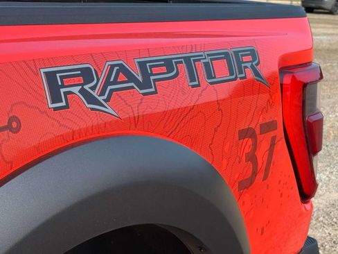 Used 2023 Ford F150 Raptor w/ Raptor 37 Performance Package AWD/4WD image 18