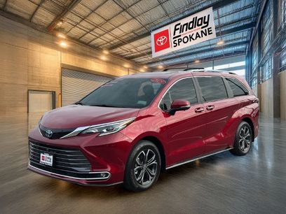 Certified 2025 Toyota Sienna Platinum