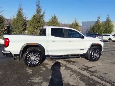 Used 2025 GMC Canyon AT4 w/ Technology Plus Package image 2