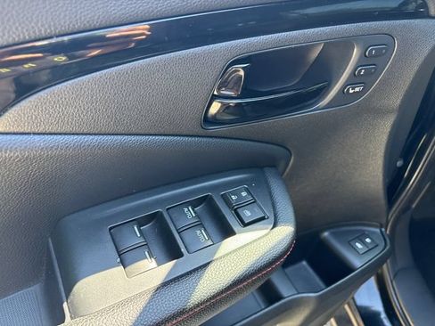 Used 2024 Honda Passport Black Edition image 17