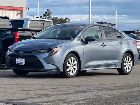 Certified 2025 Toyota Corolla LE image 10