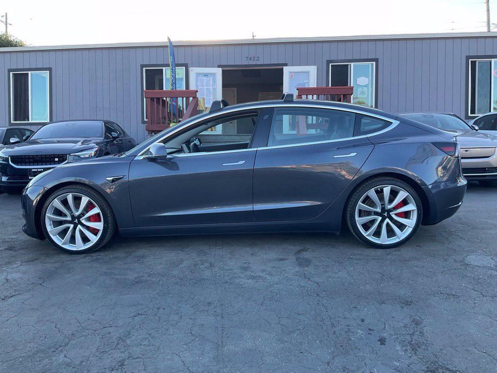 Used 2018 Tesla Model 3 Performance AWD/4WD image 5