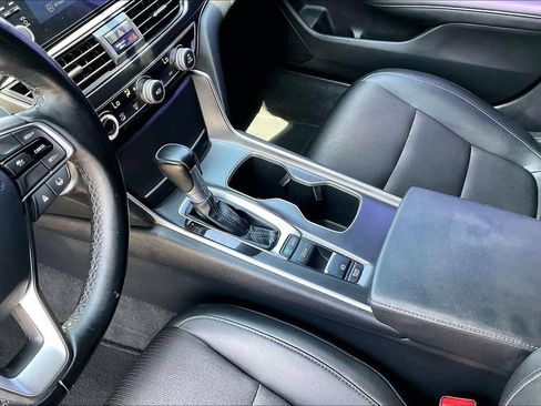 Used 2022 Honda Accord Sport image 15