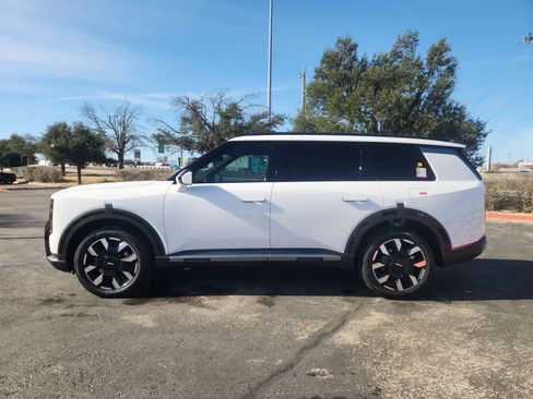 New 2027 Kia Telluride S FWD image 3