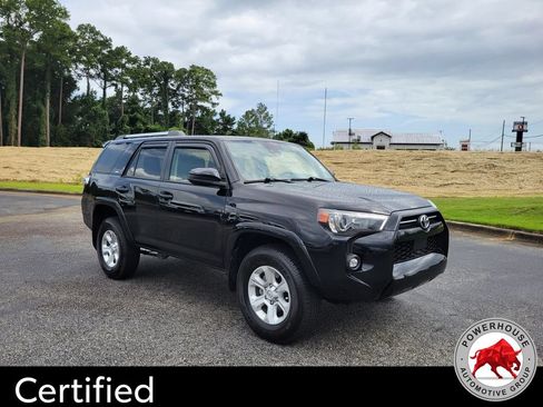 Used 2024 Toyota 4Runner SR5 AWD/4WD image 9