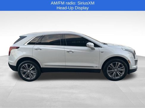 Used 2021 Cadillac XT5 Premium Luxury image 5