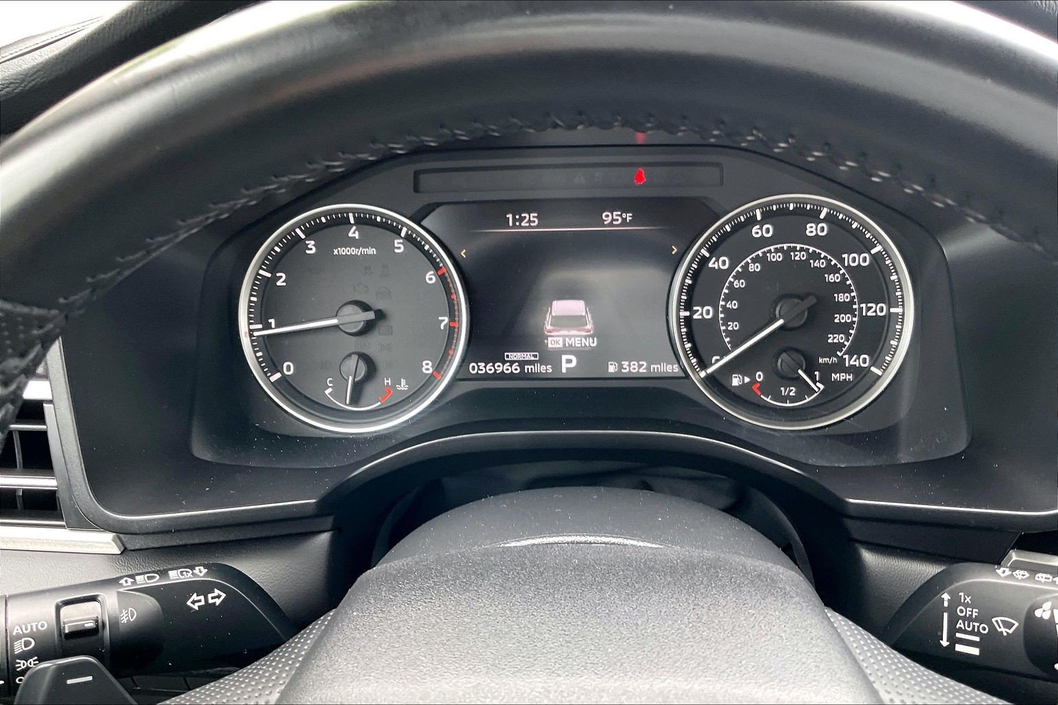 Used 2025 Mitsubishi Outlander SE FWD image 19