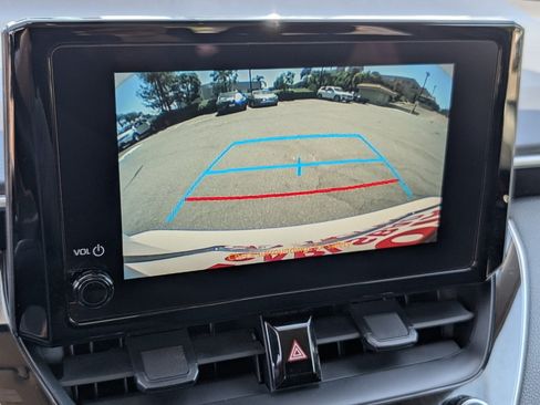 Used 2024 Toyota Corolla LE FWD image 6