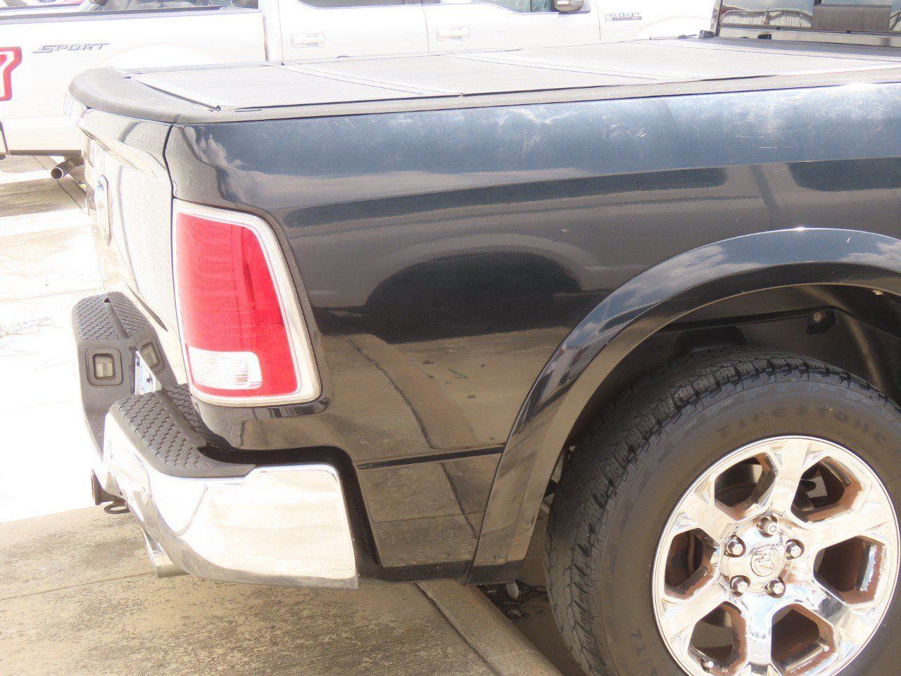 Used 2014 RAM 1500 Laramie w/ Convenience Group RWD image 11