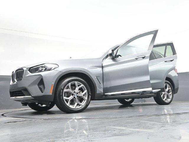 Used 2023 BMW X3 xDrive30i w/ Premium Package AWD/4WD image 43