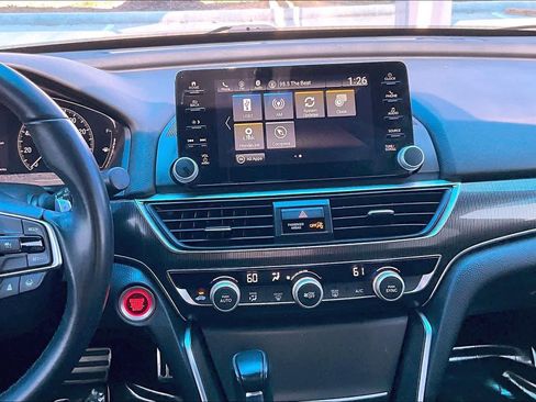 Used 2022 Honda Accord Sport image 7