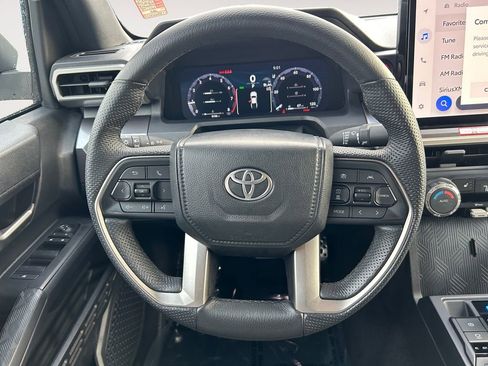 Used 2024 Toyota Tacoma TRD Sport image 14