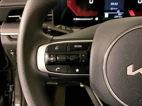Used 2025 Kia K5 LXS FWD image 19