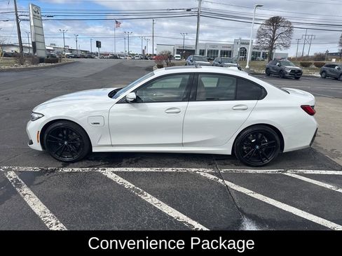 Used 2023 BMW 330e xDrive w/ M Sport Package image 7