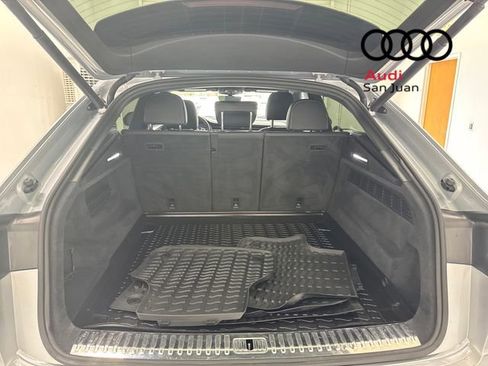 Used 2020 Audi Q8 Premium Plus w/ Premium Plus Package AWD/4WD image 14