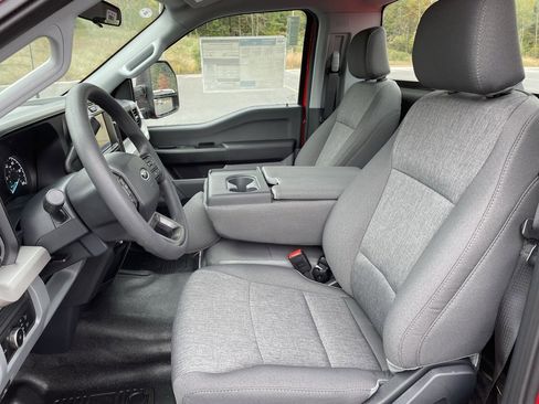 New 2026 Ford F250 XL w/ XL Chrome Package image 6