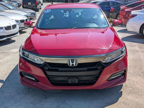 Used 2018 Honda Accord Sport image 2