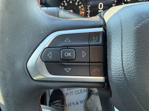 Used 2024 Jeep Compass Trailhawk image 18