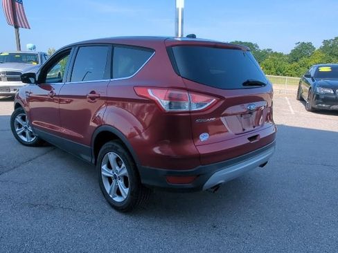 Used 2015 Ford Escape SE FWD image 9