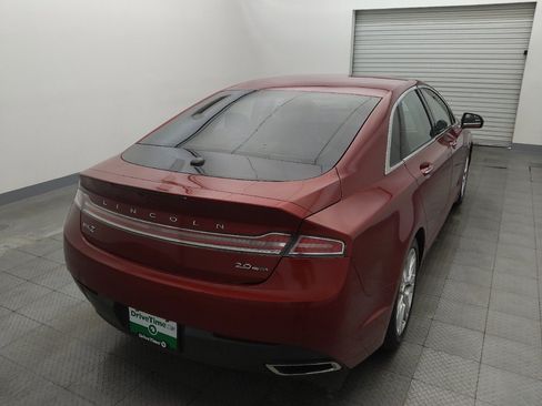 Used 2016 Lincoln MKZ FWD image 7