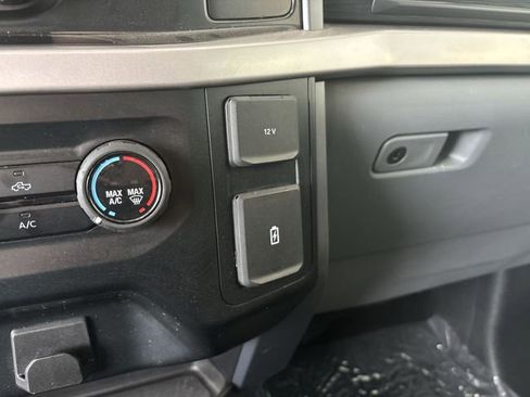 Used 2023 Ford F150 XLT image 25