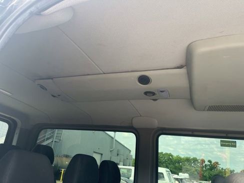 Used 2013 Mercedes-Benz Sprinter 2500 image 15