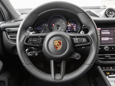 New 2026 Porsche Macan S image 13