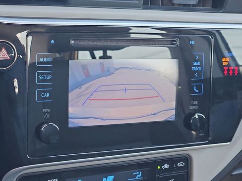 Used 2019 Toyota Corolla LE FWD image 16