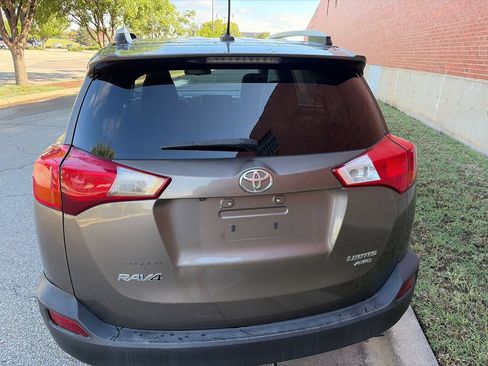 Used 2014 Toyota RAV4 Limited w/ Technology Package AWD/4WD image 3