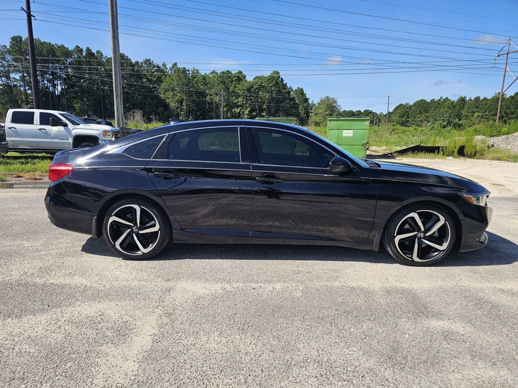Used 2022 Honda Accord Sport image 2