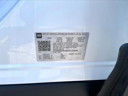 Used 2025 Chevrolet Blazer LT AWD/4WD image 32