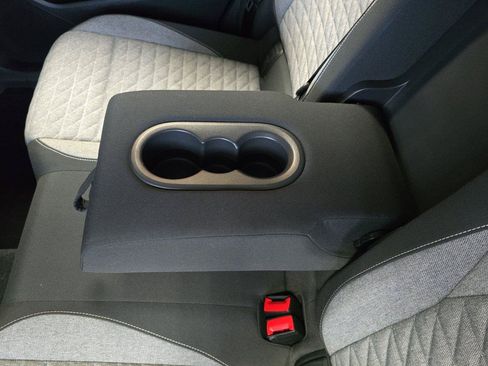 Used 2025 Volkswagen Tiguan S AWD/4WD image 19