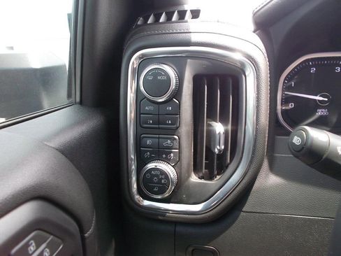 Used 2023 GMC Sierra 2500 Denali image 21