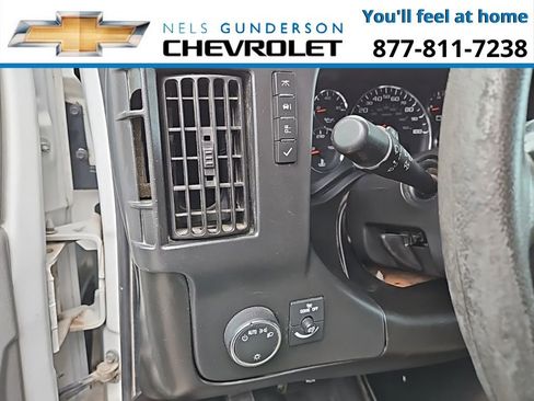 Used 2015 Chevrolet Express 3500 image 15