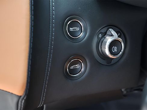 Used 2025 McLaren GTS image 15