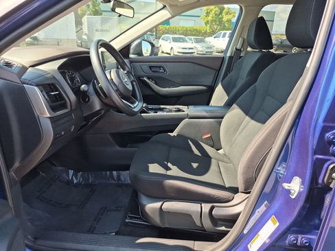 Used 2023 Nissan Rogue S AWD/4WD image 15