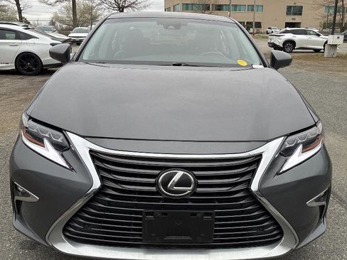 Used 2018 Lexus ES 350 w/ Luxury Package w/Wood Trim FWD image 7